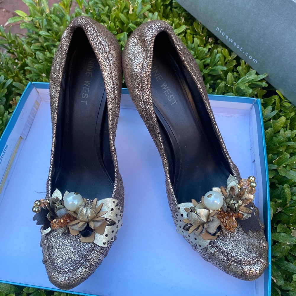 Nine West Freelance Pumps